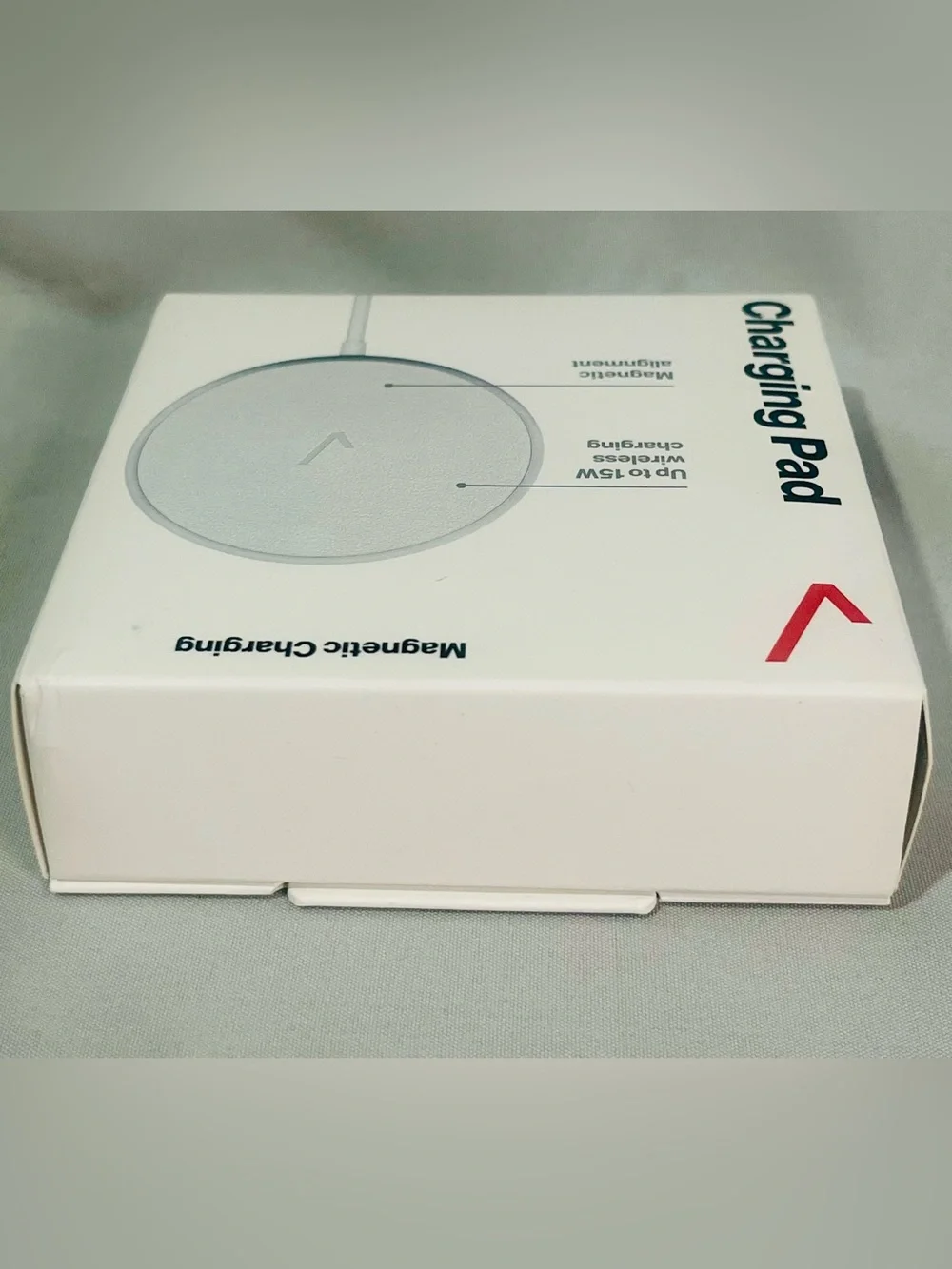 Nimble Magnetic Charging Pad Wireless Charger - White